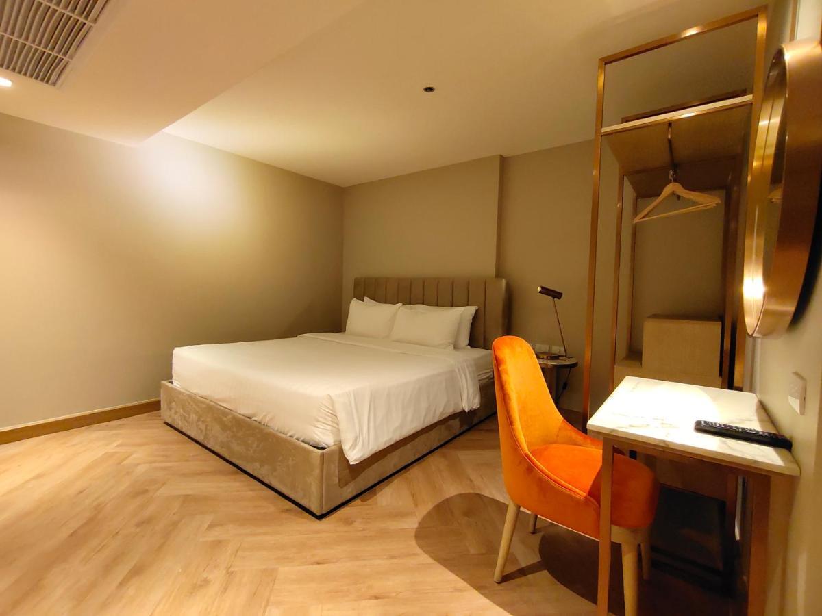 Away Bangkok Riverside Kene Exterior photo
